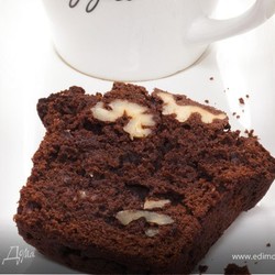 Шоколадный кекс с грецкими орехами