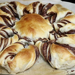 Выпечка "Шоколадный цветок" с Нутеллой