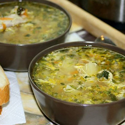 Куриный суп с яйцом