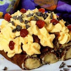 Торт из шоколадных блинчиков