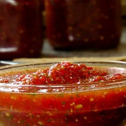 Самый острый томатный соус на зиму: рецепт приготовления «Огонька»