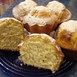 Простые кексы на кефире.