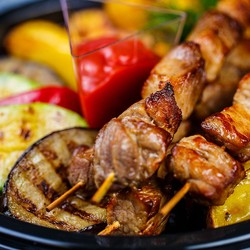 Шашлык на минералке из свинины