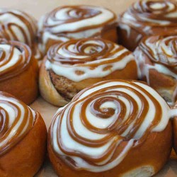 Фантастические булочки с корицей