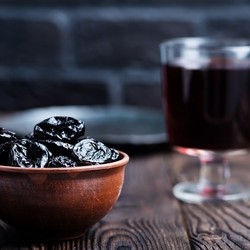 Коньяк из чернослива (рецепты)