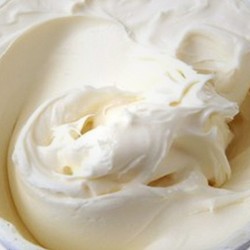 "Сливoчный кpeм "Πятиминуткa"