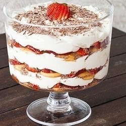 Клубничный тирамису