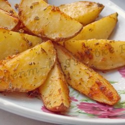 Запечённая картошка по-деревенски