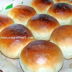 Сладкие булочки из дрожжевого теста: рецепты с фото пошагово | Легкие рецепты