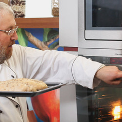 Хлеб из цельнозерновой муки - Кулинарная школа Уриэля Штерна