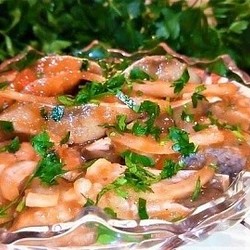 Закуска из селедки в соусе.