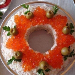 ЦАРСКИЙ САЛАТ С КРАСНОЙ ИКРОЙ