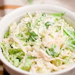 Салат из пекинской капусты с курицей