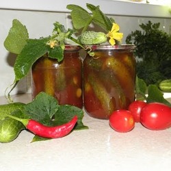 огурцы с кетчупом. - заготовки на зиму -