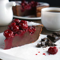 Шоколадный клафути с вишней от Энди Шефа