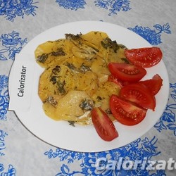 Картофель со сметаной и зеленью в духовке