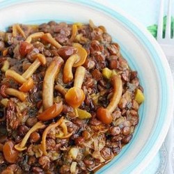 Чечевица с грибами