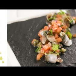 Томатная Сальса с Анчоусами || iCOOKGOOD on FOOD TV || Соусы