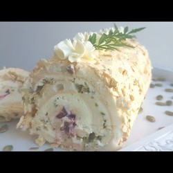 Воздушный меренговый рулет