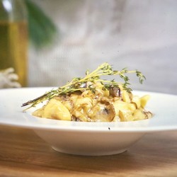 Ньокки в сливочно-грибном соусе [Рецепты Bon Appetit]