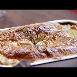 Пирог с курицей и грибами Джейми Оливера