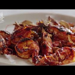 Простая и быстрая еда от Джейми Оливера | Ванильный чизкейк, креветки с манго и жареная курица Тикка