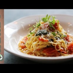 Simple Tomato Spaghetti Recipe with Gennaro