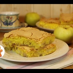 Шарлотка с яблоками