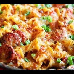 Паста с пряными колбасками от Джейми Оливера