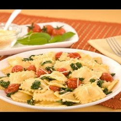 Кулинарный мастер класс  Равиоли с лососем