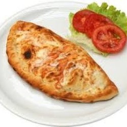 Кальцоне с панчеттой и грибами от Дженнаро Контальдо