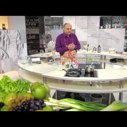 Кухня Италии. Блинчики в бульоне