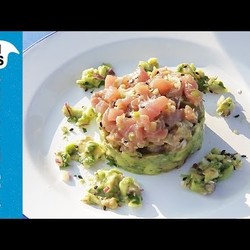 TUNA TARTAR & Avocado Salad | Bart van Olphen