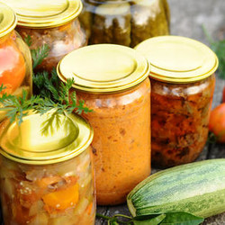 Салаты из кабачков на зиму: рецепты приготовления