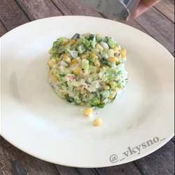 Салат с крабовыми палочками