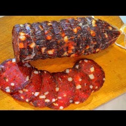 Чоризо (чорисо). Домашняя сыровяленая колбаса  .