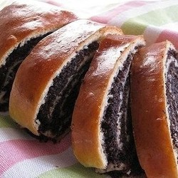 Творожный рулет с маком.
