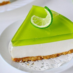 Желейный торт без выпечки с лаймом
