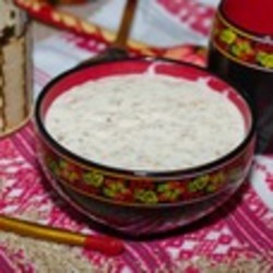 Томлёная молочная каша из овсяной крупы