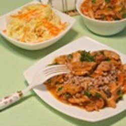 Куриное филе из мультиварки с гречкой