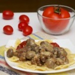 Телятина в соусе с грибами из мультиварки