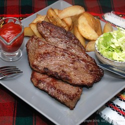 Лангет - жареный в сливочном масле тонкий кусок говядины