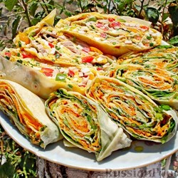 Два вида рулета из лаваша