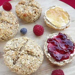 Selbstgemachte Haferflocken-Brötchen - Ideal zum Frühstück