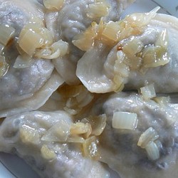 Рецепт: Вареников с грибами и гречкой - Из крупы, бобовых и макаронных изделий - Основные блюда - Готовить легко!