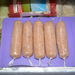 Быстрые домашние сосиски без специальных приспособлений.