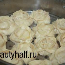 Манты с тыквой и картошкой