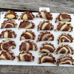 Двухцветные вареники!