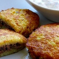 Колдуны — это белорусские драники, но с начинкой.