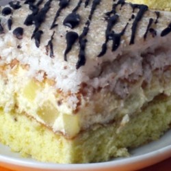 Кокосовий пляцок з ананасами